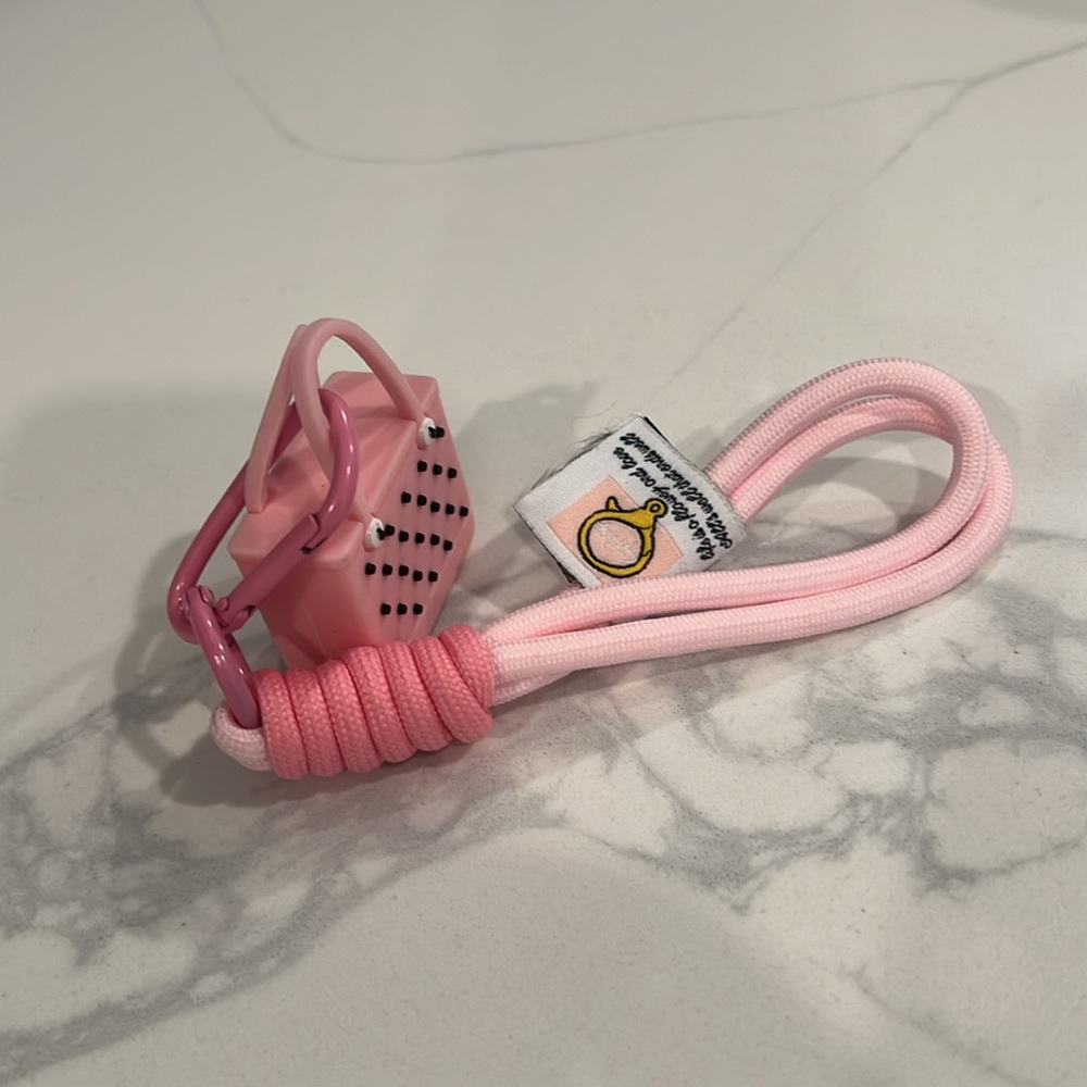 Cute💕PINK Keychain - Picture 16 of 16